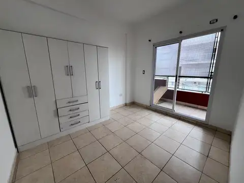 Departamento 2 Ambientes con Balcón Corrido al Frente – Piñeiro