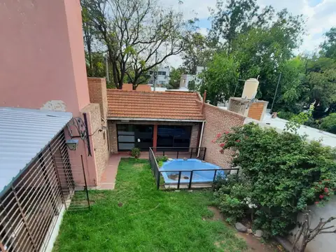 Del Valle Iberlucea 1800