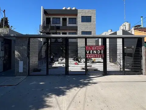 DEPARTAMENTO 2 AMB - 2° PISO FRENTE - CON BALCON  - ENTREGA INMEDIATA