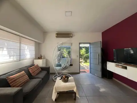 CASA EN VENTA - LOTE DE 12 X 12