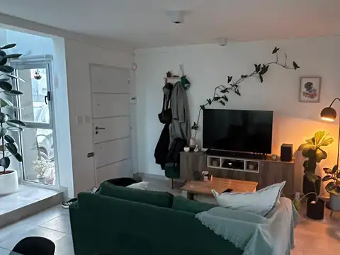 Depto Tipo Casa en Venta de 3 ambientes