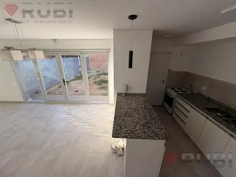 Depto Tipo Casa en Venta de 2 dormitorios