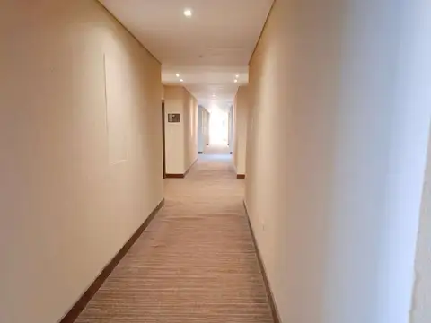 Oficina en Venta con 1 cochera