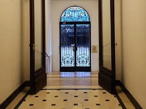 4 Ambientes c/Dependencia Estilo Frances VENTA
