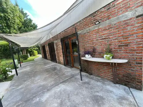 Casa en Venta con 6 cocheras