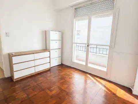 Departamento en Alquiler en Balvanera, $ 1.000.000