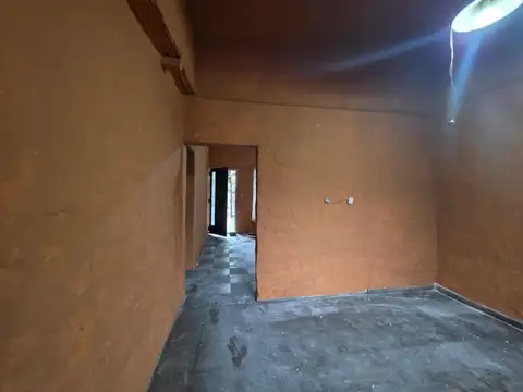 Casa en Venta en Garin, USD 48.000