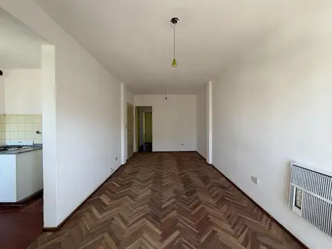 Departamento en Alquiler en Abasto, $ 600.000