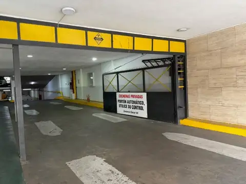 Cochera En Venta Edificio Sancor.