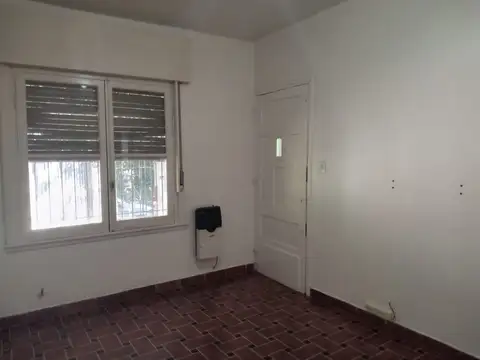 Casa - Alquiler - Argentina, San Isidro - Betbeder 669