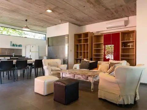 Casa en Venta en Manuel B Gonnet, USD 280.000