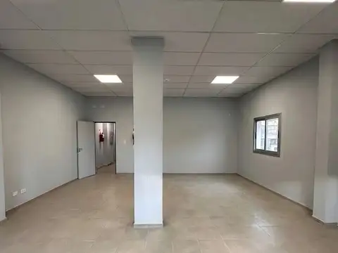 Local en Alquiler en Centro, $ 550.000