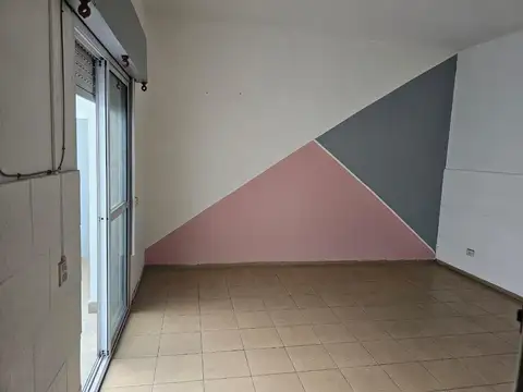 Depto Tipo Casa en Venta de 1 dormitorio