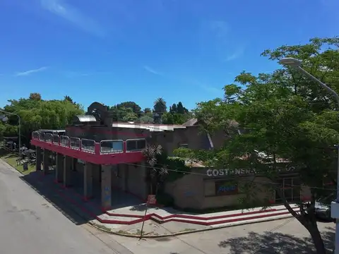 Local en Venta en el Centro de San Miguel del Monte, Frente a la laguna, en lote independiente y APT