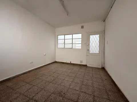 Casa en Alquiler con 1 cochera