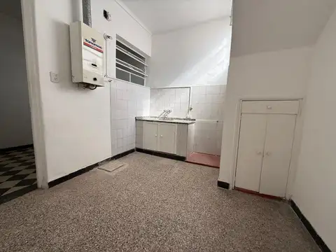 Se alquila casa de 2  D.en B. Fomento 9 de Julio