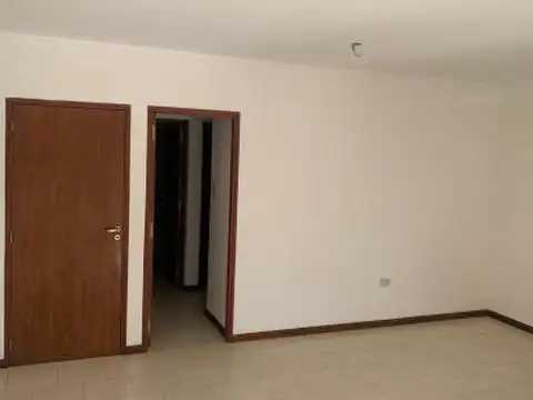 Departamento en Alquiler en Roldan, $ 580.000
