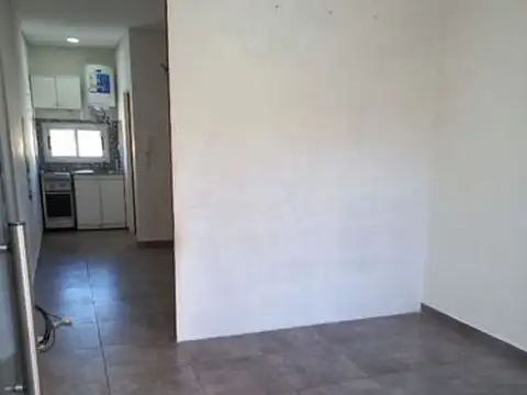 Monseñor José Francisco Marcón 1800, Piso 1