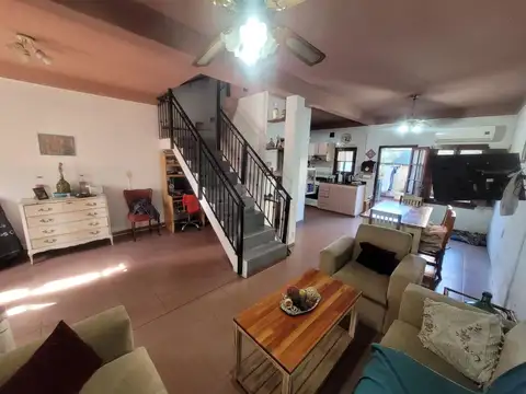Depto Tipo Casa 3 ambientes con 1 baño