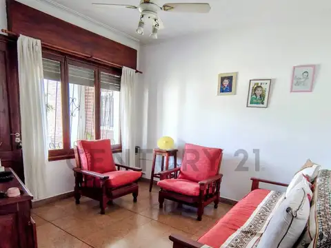 Casa en Venta en City Bell, USD 129.000