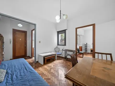Departamento en  Venta 2 ambientes. Av Independencia. Muy lindo