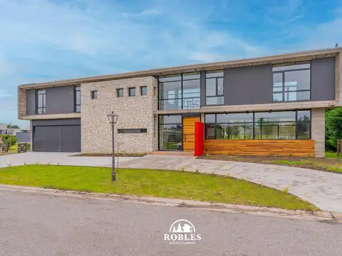 Casa estilo moderno en el barrio privado Arenas del Sur