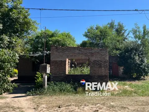 VENTA TERRENO CON MEJORAS  S/ASFALTO-LA EDUVIGES