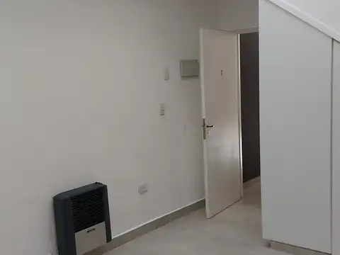 Depto Tipo Casa en Alquiler de 2 ambientes