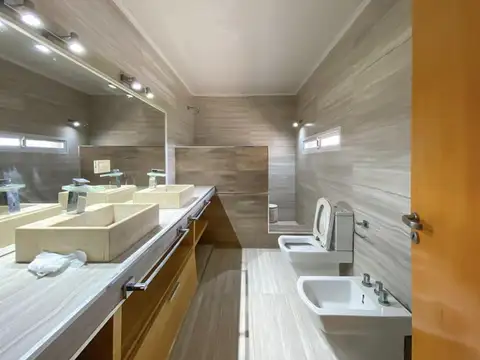 Casa de dos dormitorios con pileta