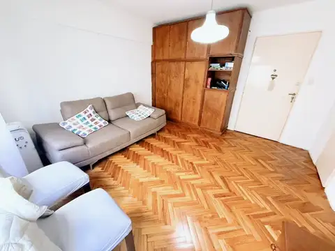Departamento en Alquiler en Caballito, $ 450.000