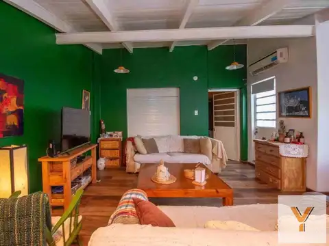 Depto Tipo Casa en Venta en Parque Avellaneda, USD 220.000