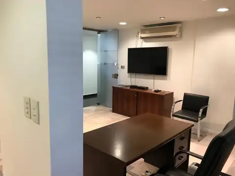 Bernardo De Irigoyen 100, Piso 6°
