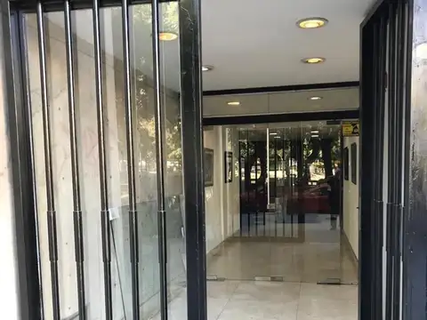 Bernardo De Irigoyen 100, Piso 6