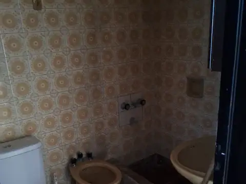 Avenida Calchaquí 5161 5100, Piso 1
