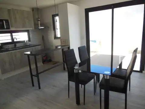 Depto Tipo Casa en Venta 4 años