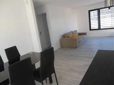 Depto Tipo Casa 3 ambientes con 2 baños