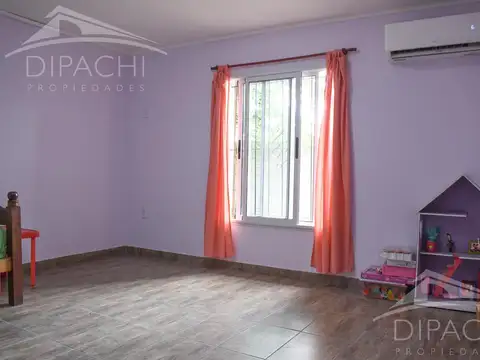 Imponente Quinta en Arturo Seguí - 1.116m² de Parque - 3 Dorm   Oficinaro Segui