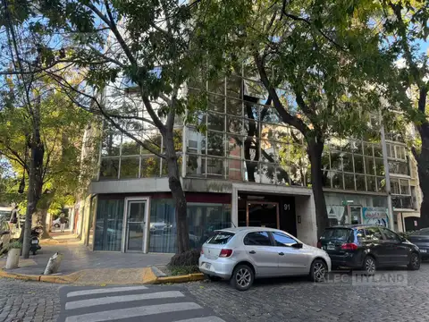 Oficina en alquiler en el centro de San Isidro