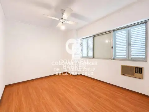 Departamento 5 ambientes con 2 baños