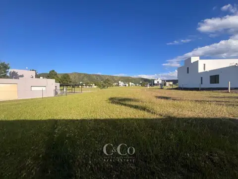 Terreno en Venta de 912,0 m2