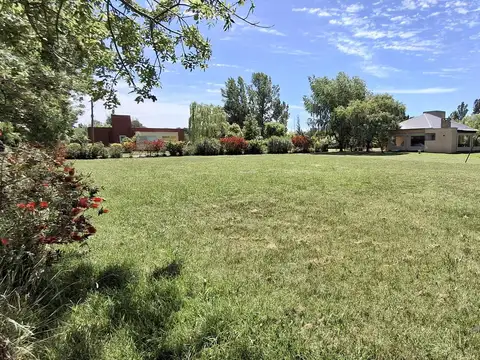 Venta casa 3 ambientes en dos lotes pileta Aero Country Club General Rodriguez