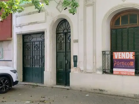CASA DE 3 HABITACIONES A RECICLAR EN PLENO CORAZON DE ECHESORTU.