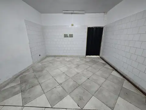 Local en Alquiler en Villa Bosch, $ 850.000