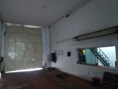 Galpon en Venta 10  mts Frente