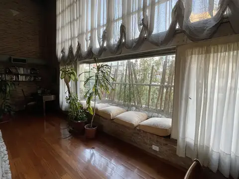 Departamento 5 ambientes con 4 baños