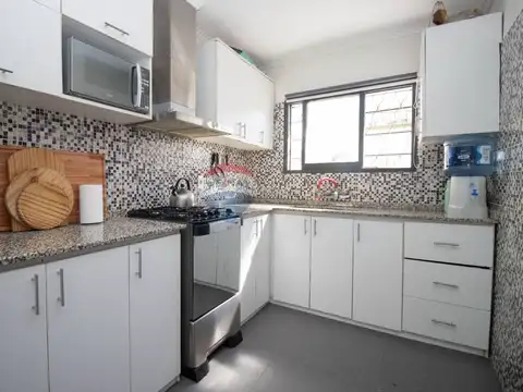 Casa 6 ambientes con 1 baño