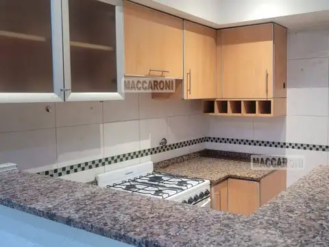 Depto Tipo Casa 2 ambientes con 2 baños