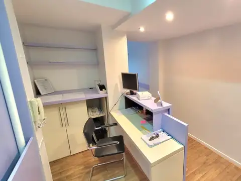 Oficina 4 ambientes con 1 baño