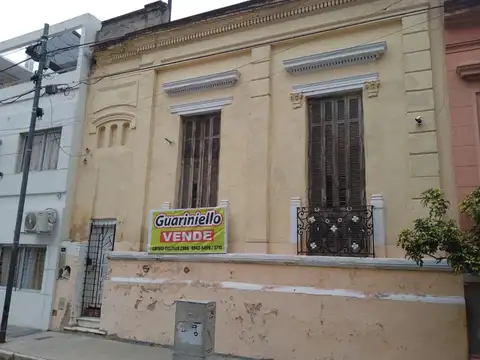 EXCELENTE TERRENO 8.66 X 17. 55 SOBRE CALLE CASACUBERTA
