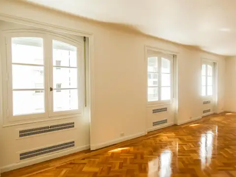 Departamento en Alquiler de 4 dormitorios